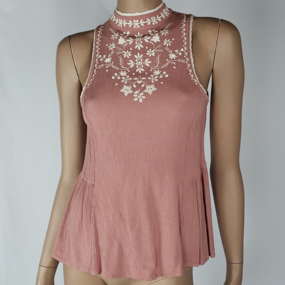 Pink embroidered tank top
